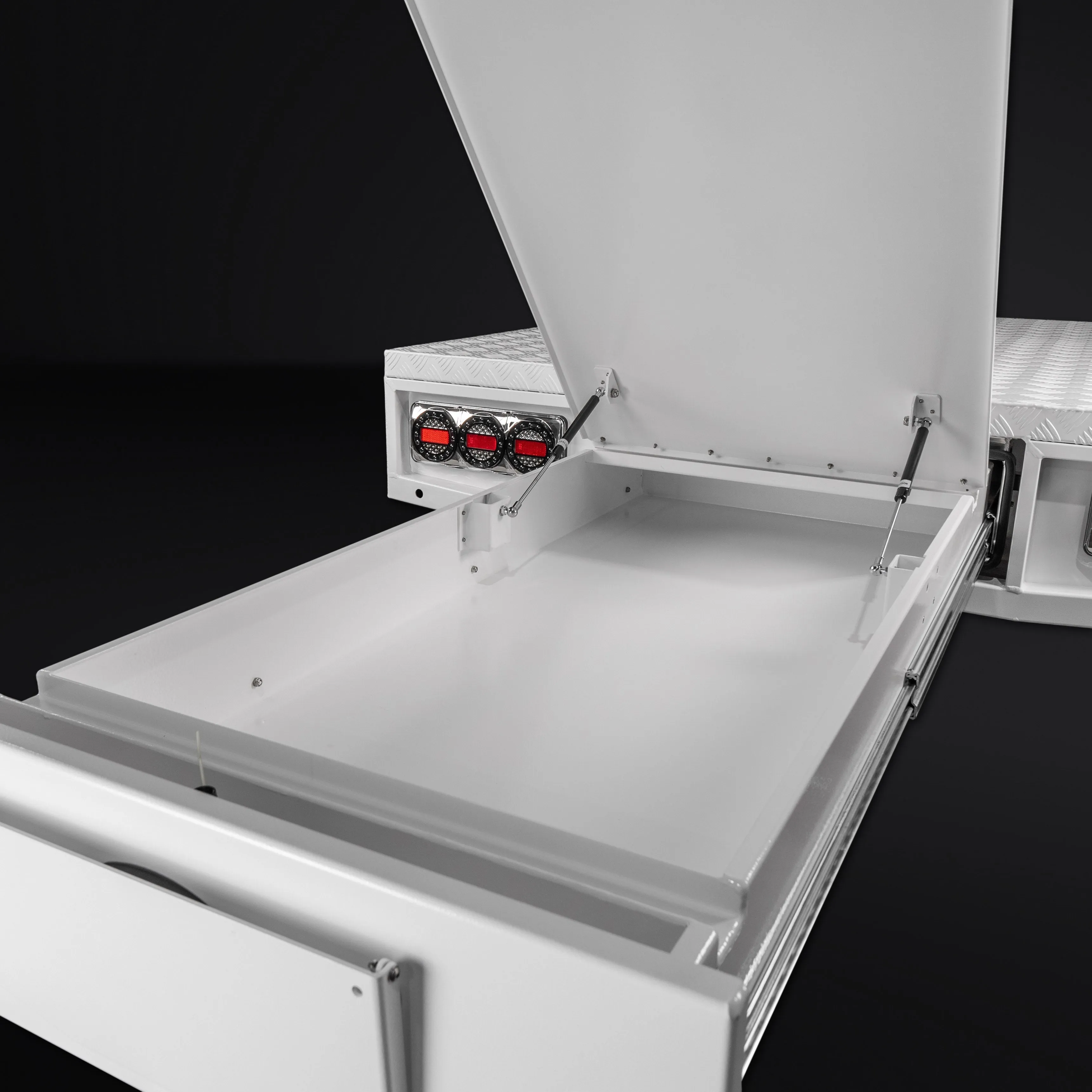 Aluminium Tray 2400mm No Headboard - White