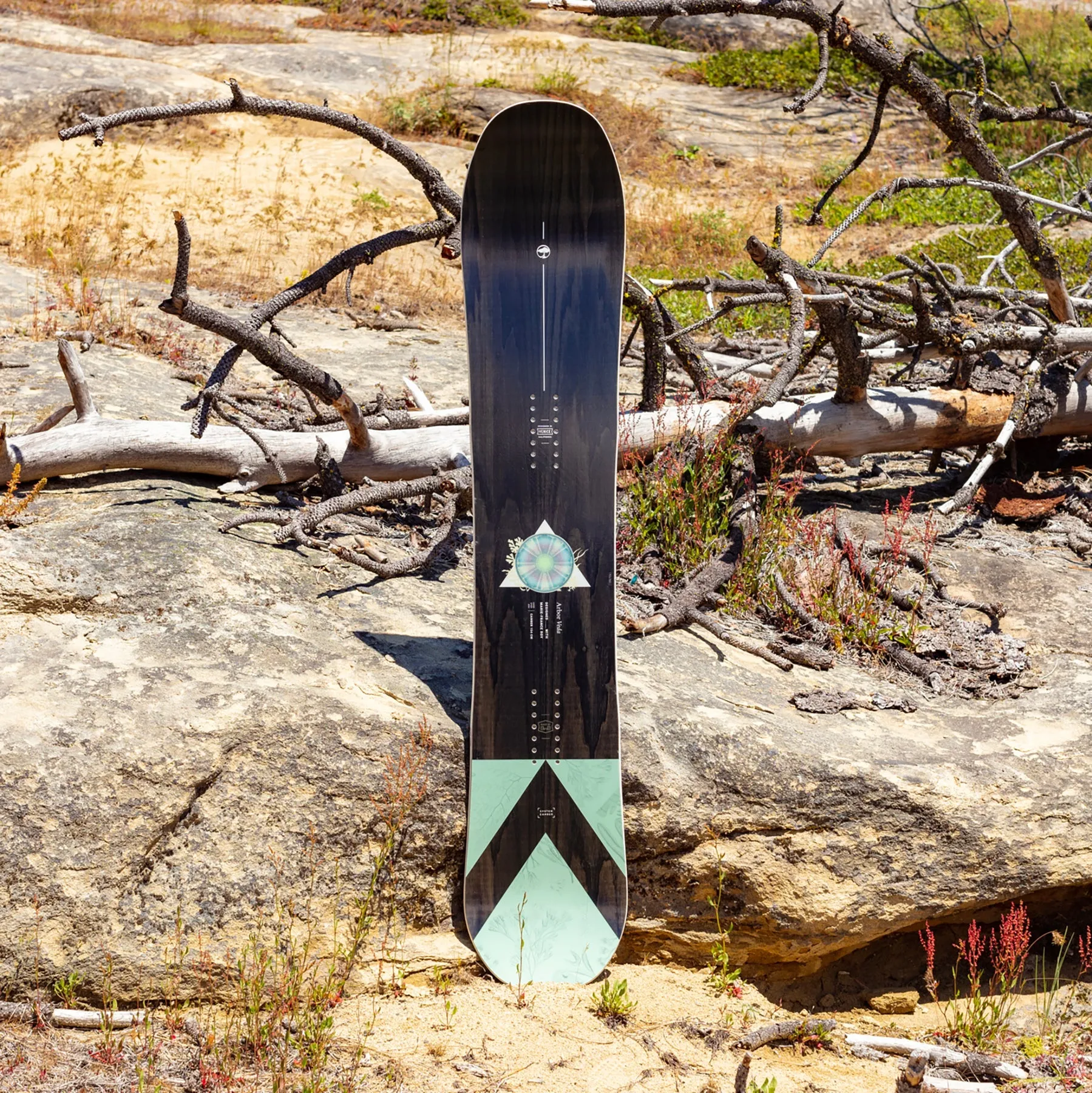 Arbor Veda Camber Snowboard 2023