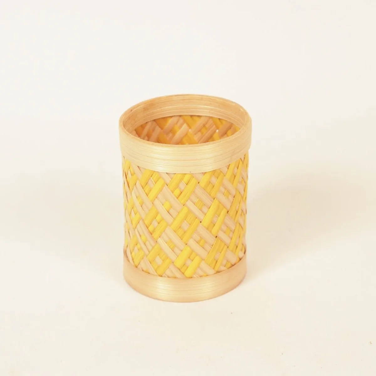 Bamboo Weave Pen Stand - Checks