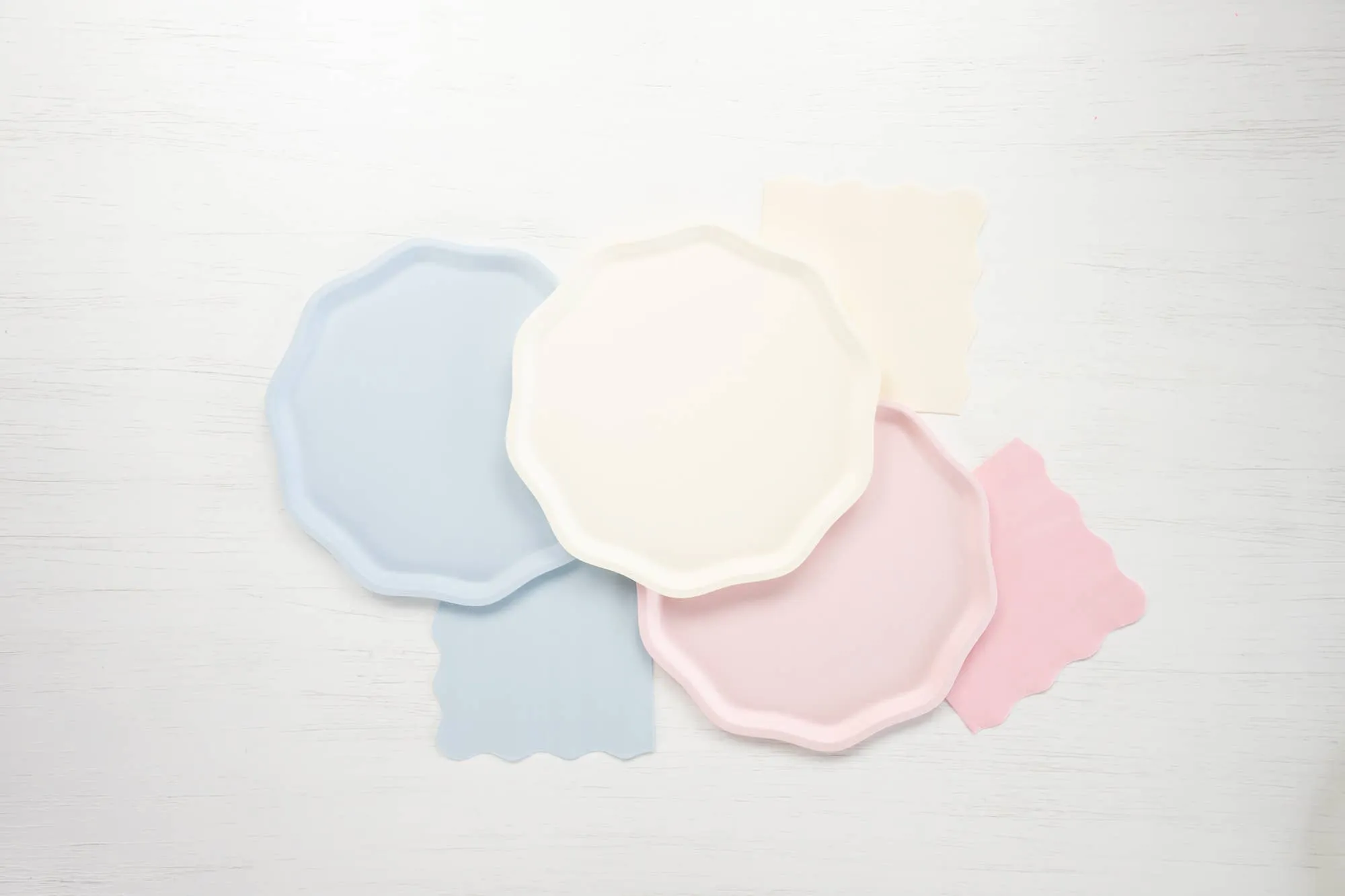 Bonjour Fête - FRENCH CRÈME COMPOSTABLE DINNER PLATES