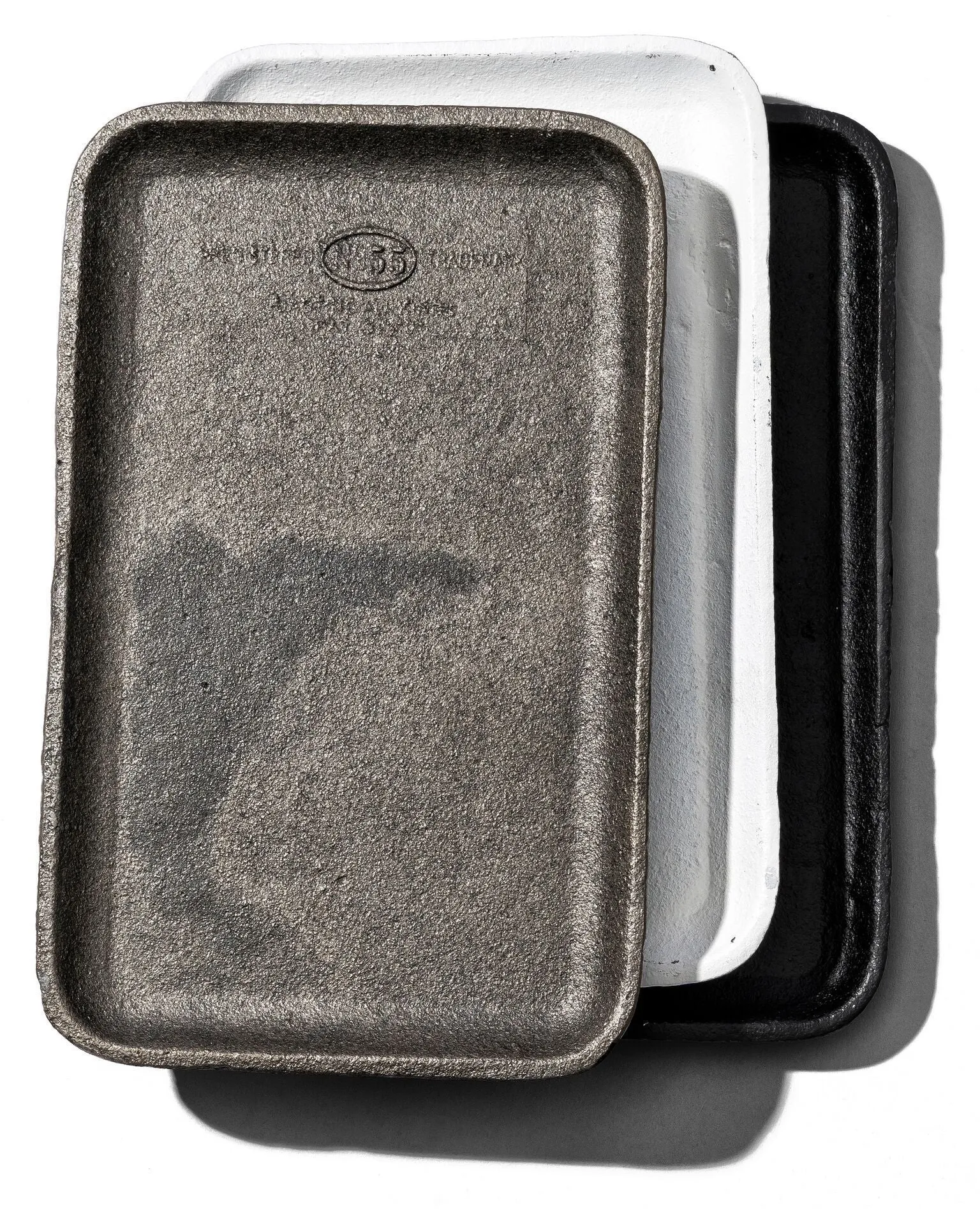 CAST IRON TRAY - WHITE