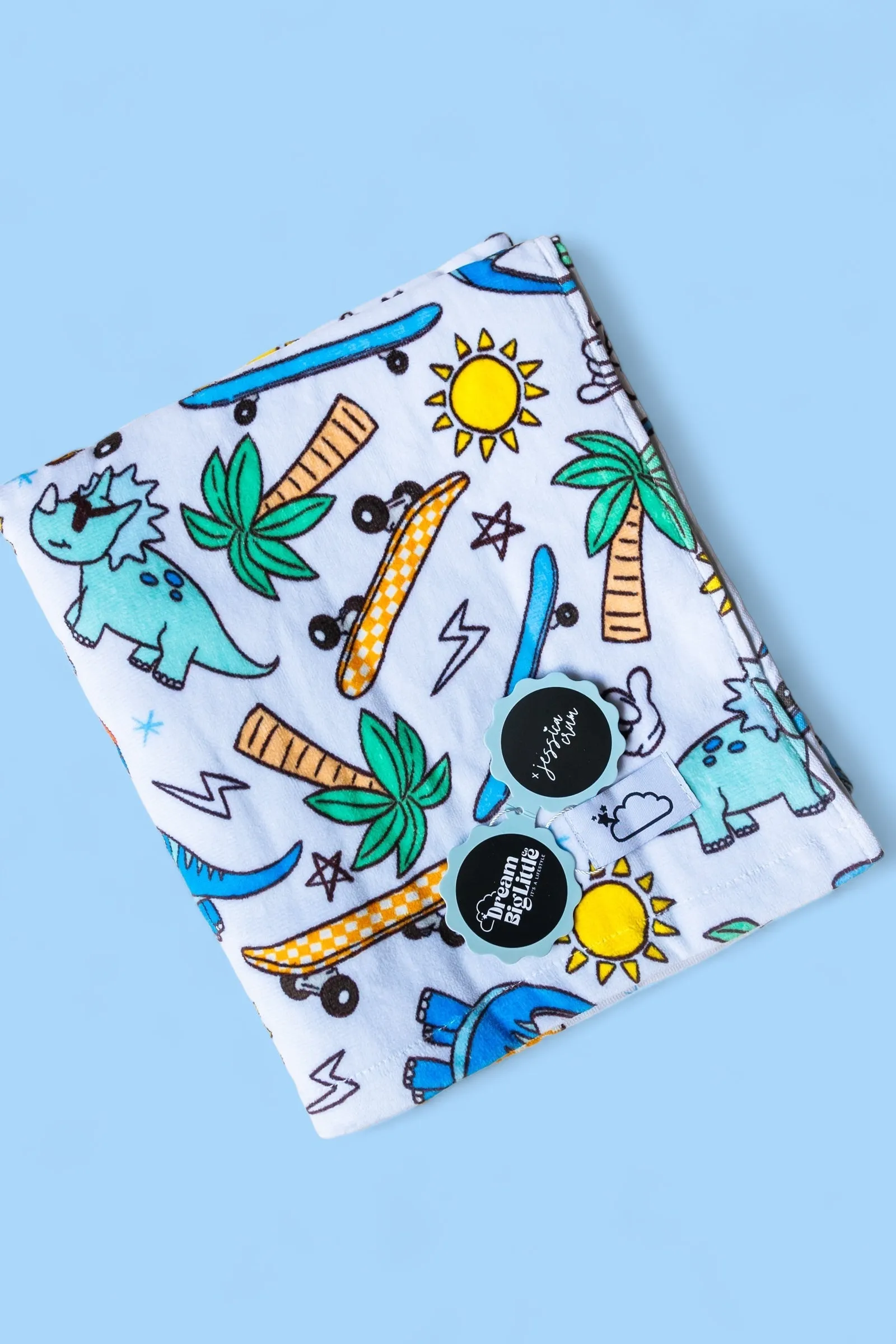 EXCLUSIVE SURF-O-SARUS DREAM TOWEL