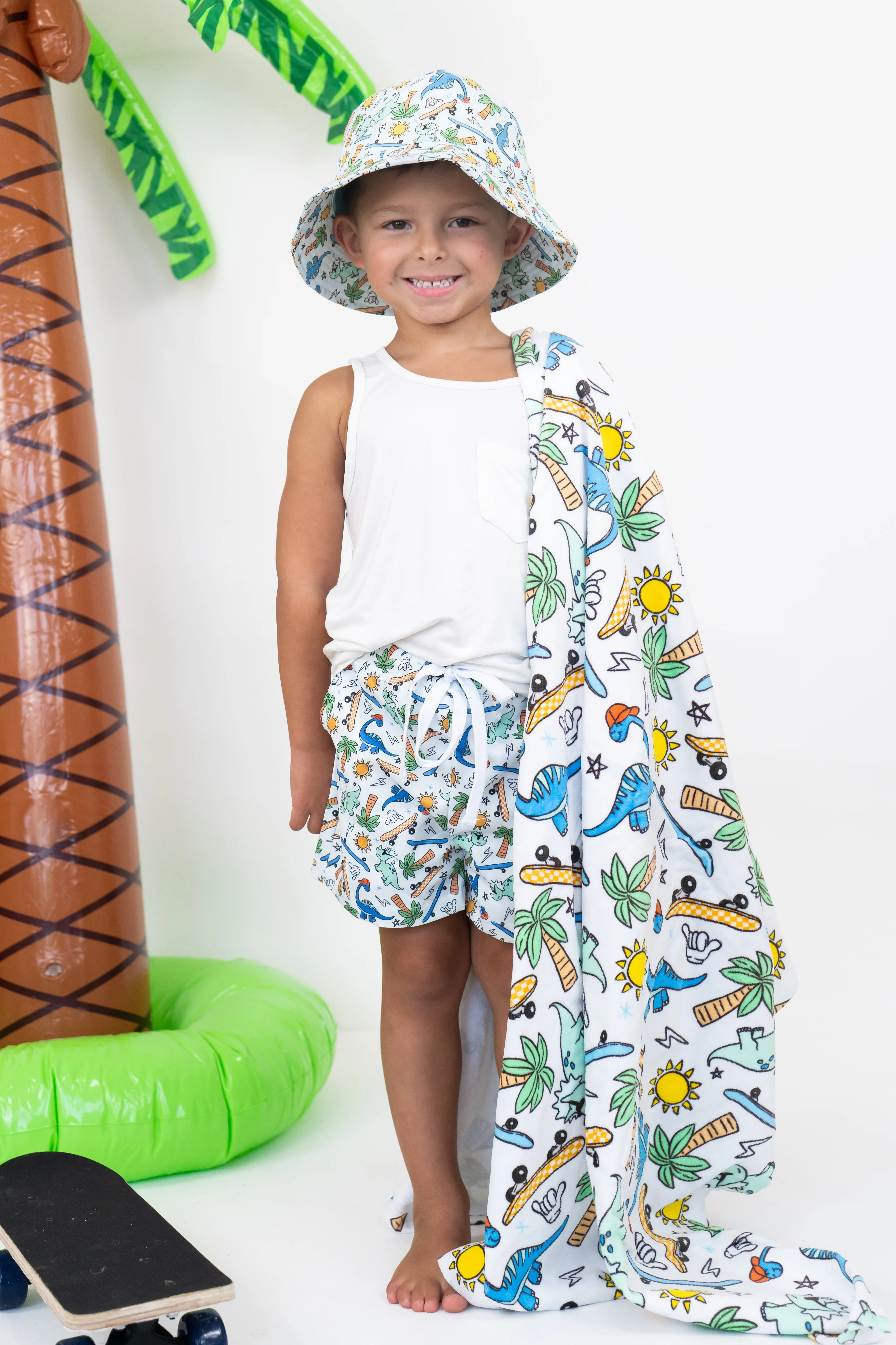 EXCLUSIVE SURF-O-SARUS DREAM TOWEL