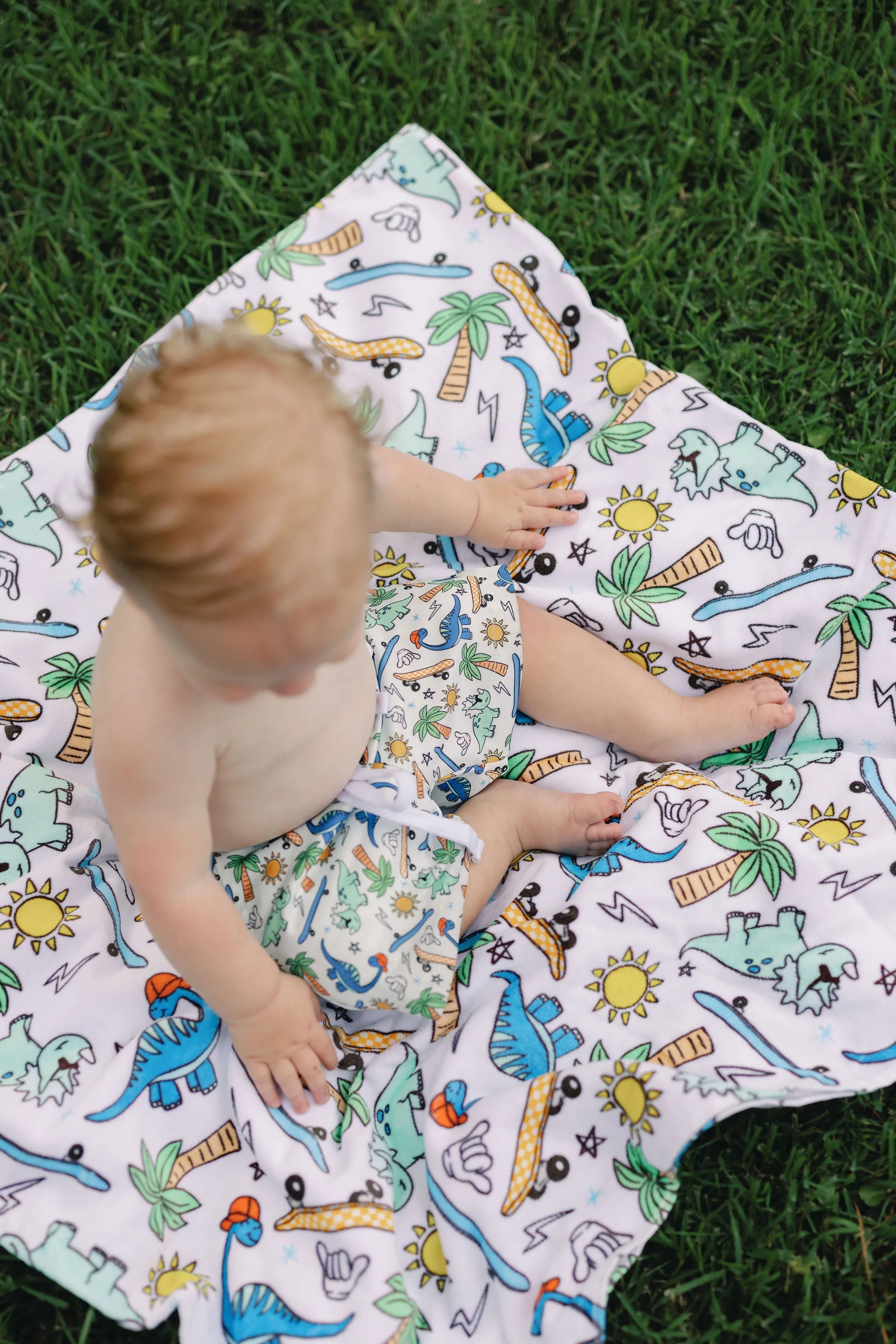 EXCLUSIVE SURF-O-SARUS DREAM TOWEL