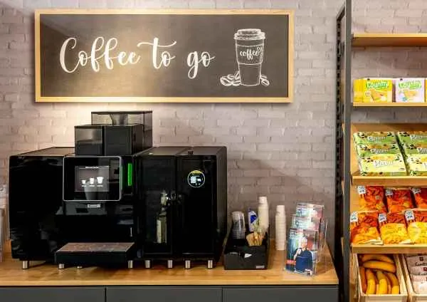 Franke A400 Coffee Machine MS includes the SU05 EC fridge