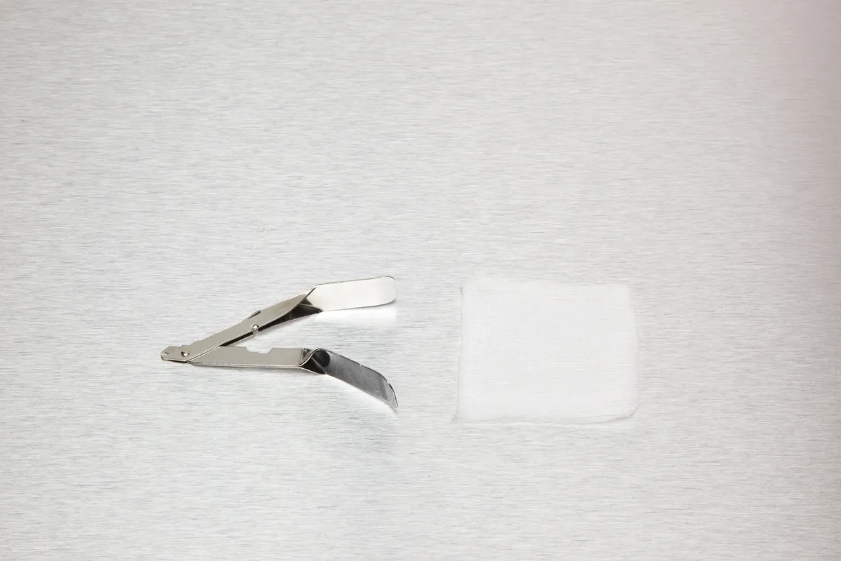 Medline MDS707555 Suture Removal Tray With Littauer Wire Scissors