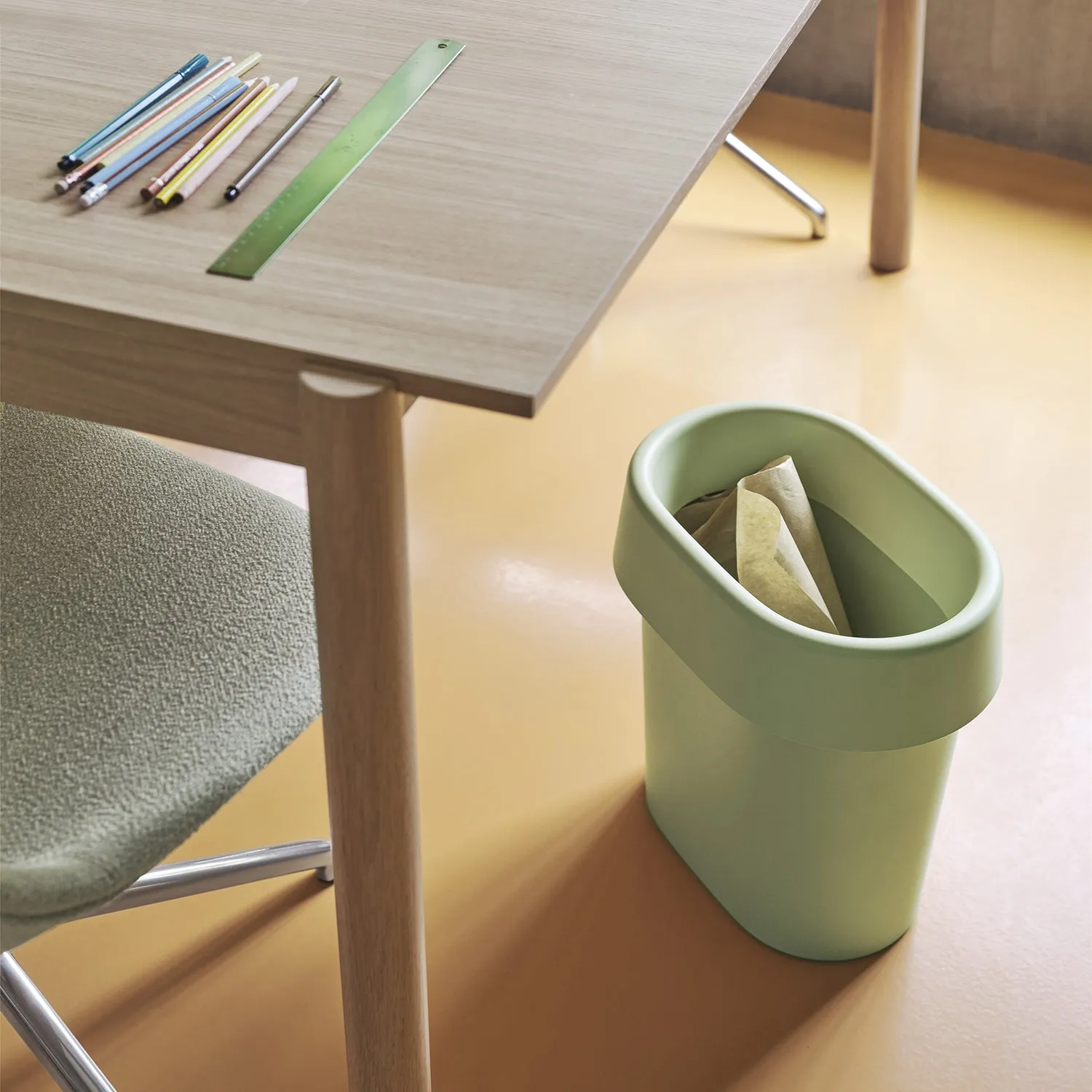 muuto | reduce paper bin | light green