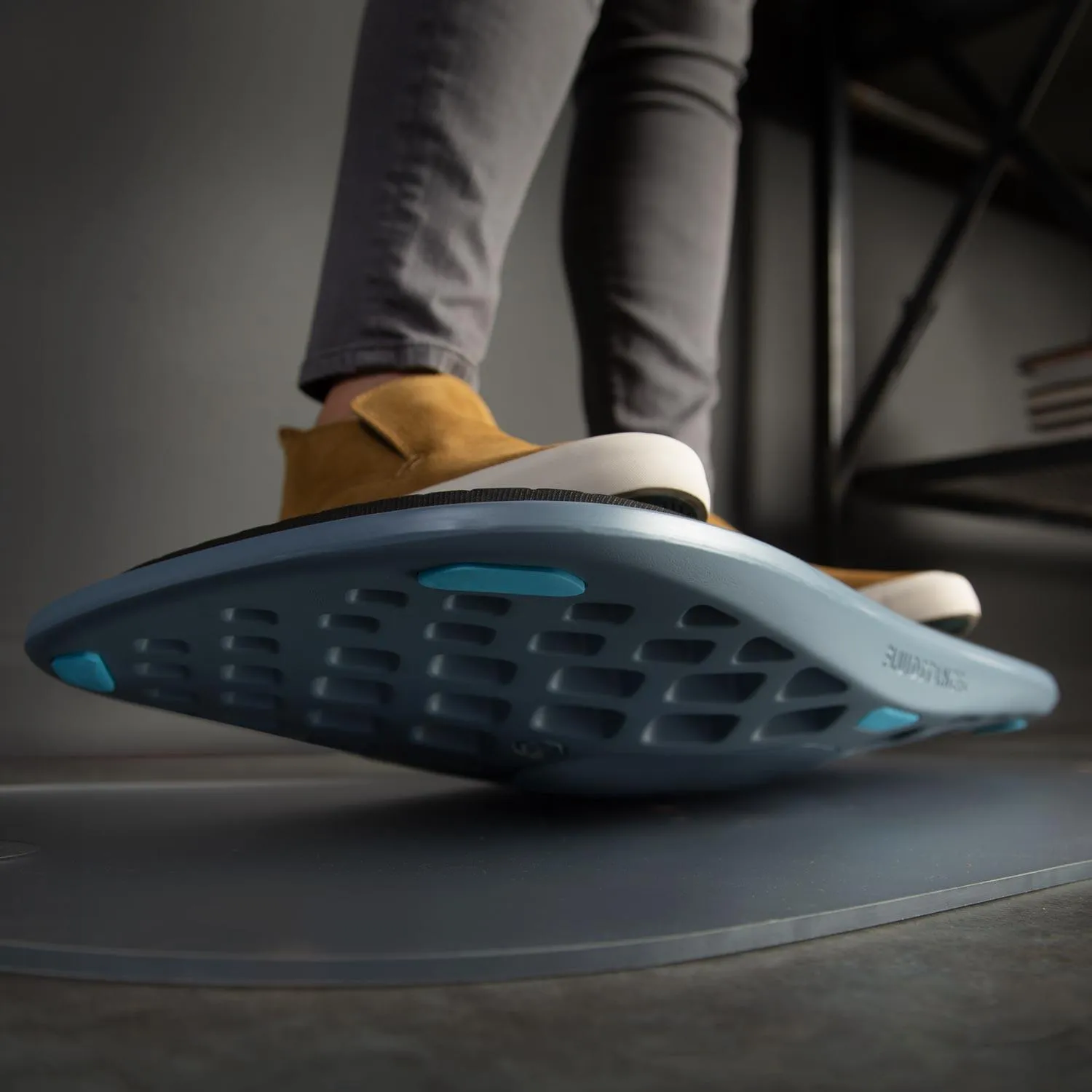 Plane Cloud Balance Board by FluidStance