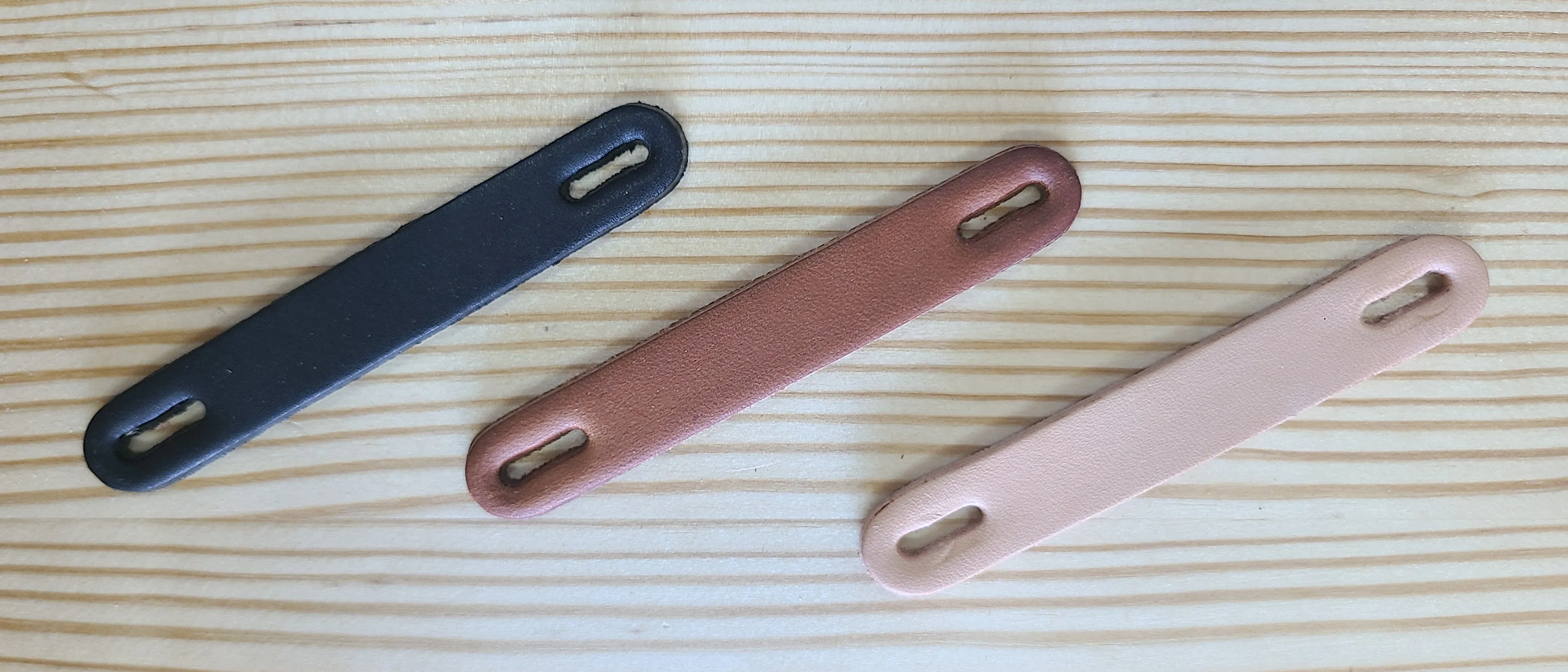 Scratch & Dent - x75 Small Black Horsebutt Leather Handles for Drawers and Boxes
