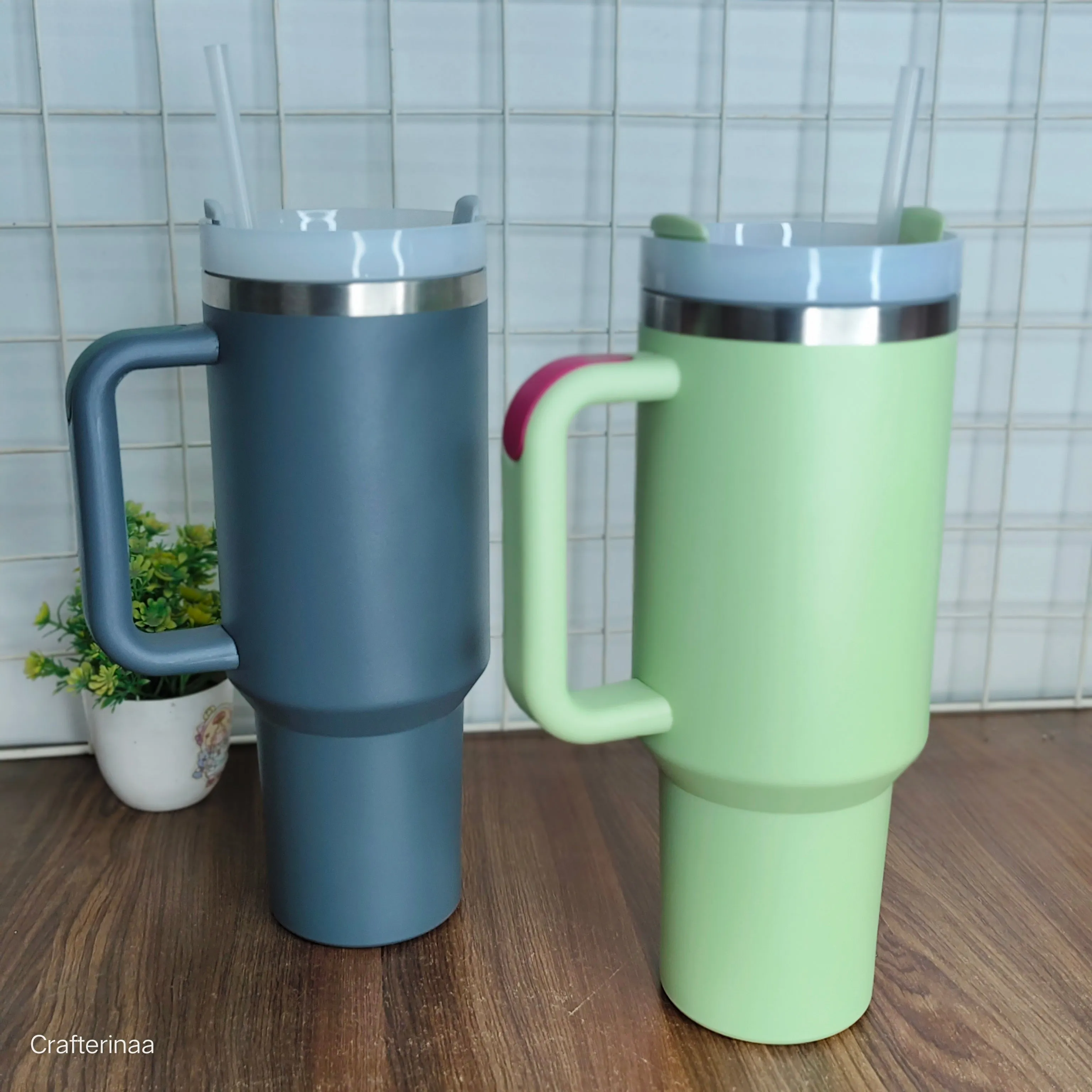 Stainless Steel Double Wall Insulation Cup Handles, Vacuum Coffee Cup, 1200ml (40 Oz), Portable Travel Mug, Car Mug Thermos Mug with Straw and Lid